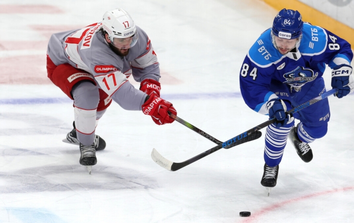 Тренер «Спартака» Жамнов: «Мы больше смотрели, как «Динамо» играет, чем сами играли» Тренер «Спартака» Жамнов: «Мы больше смотрели, как «Динамо» играет, чем сами играли»