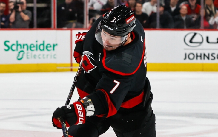 &laquo;Каролина&raquo; победила &laquo;Айлендерс&raquo; в матче НХЛ, Орлов забил победный гол