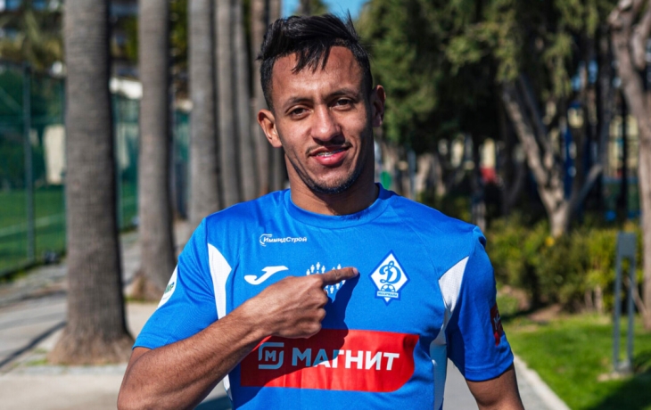 Защитник Аззи прибыл в расположение махачкалинского &laquo;Динамо&raquo;, сообщил Газизов