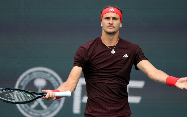 Первый номер посева Зверев не смог выйти в четвертьфинал теннисного турнира в Майами