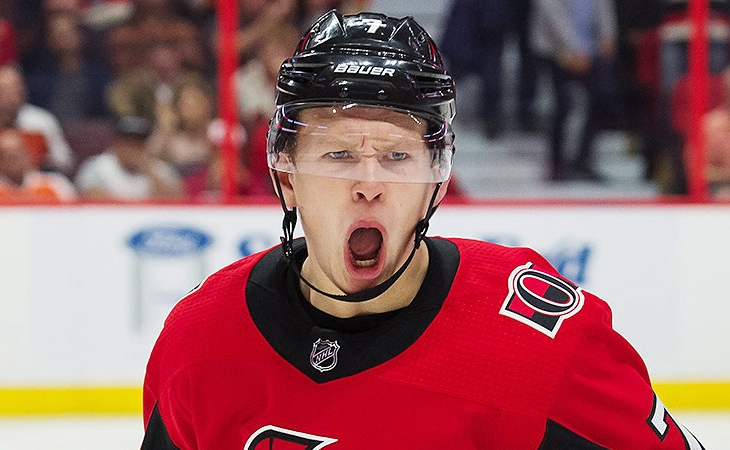 Хоккеисты сборных Канады и США устроили драку на третьей секунде матча Турнира четырех наций Хоккеисты сборных Канады и США устроили драку на третьей секунде матча Турнира четырех наций