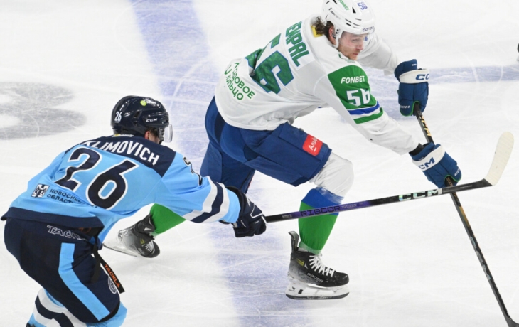 Климович уехал на скорой помощи в больницу, получив травму в матче с &laquo;Салаватом Юлаевым&raquo; &mdash; тренер &laquo;Сибири&raquo;