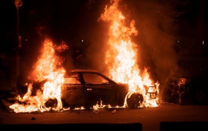 Во Владивостоке поймали поджигателей, уничтоживших более двух десятков маши