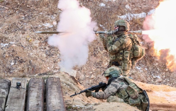 ВСУ бросили Abrams на прорыв Белгородской области ВСУ бросили Abrams на прорыв Белгородской области