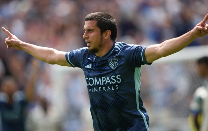 Сулейманов забил первый гол за «Спортинг Канзас‑Сити» в MLS Сулейманов забил первый гол за «Спортинг Канзас‑Сити» в MLS