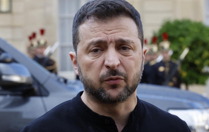 Зеленский показал главе военного комитета НАТО дальнобойное оружие ВСУ