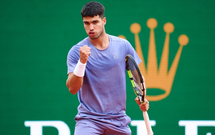 Третья ракетка мира Алькарас обыграл Серундоло во втором круге &laquo;Мастерса&raquo; в Монте‑Карло