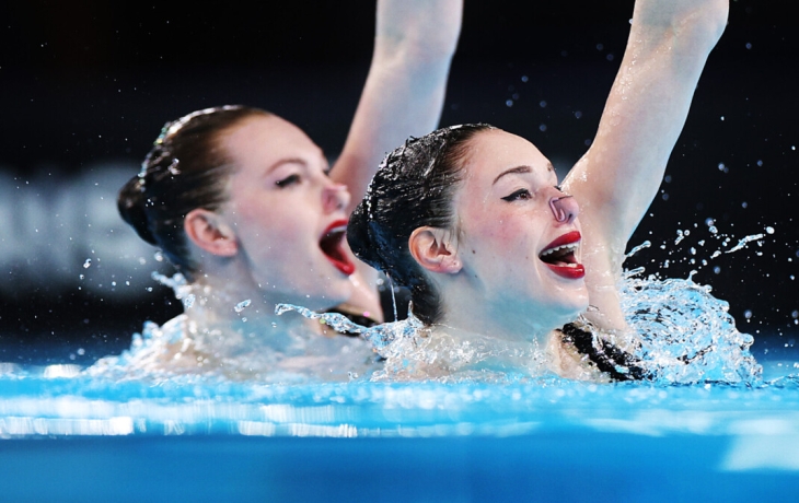 Украинские синхронистки отказались от рукопожатий и фото с россиянками во время награждения на Кубке мира