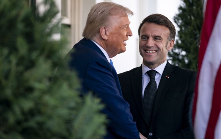 В Совфеде раскрыли, как Макрон отомстил Трампу за встречу в Белом доме В Совфеде раскрыли, как Макрон отомстил Трампу за встречу в Белом доме