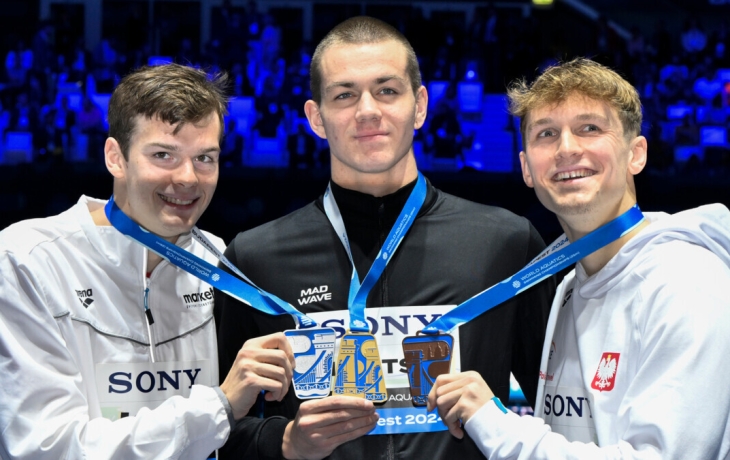 &laquo;Идите только вперед и никогда не сдавайтесь&raquo;. Лифинцев поздравил зрителей &laquo;Матч ТВ&raquo; с наступающим Новым годом