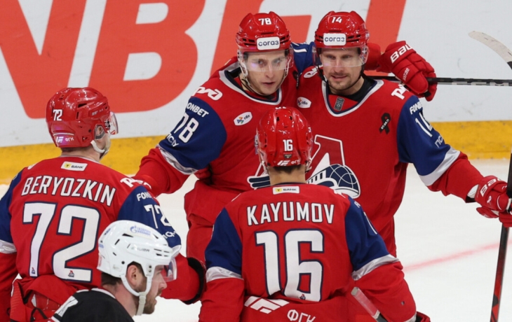 Батыршин: «Локомотив» — самый явный претендент на Кубок Гагарина, но не будем сбрасывать со счетов «Ак Барс» и «Трактор» Батыршин: «Локомотив» — самый явный претендент на Кубок Гагарина, но не будем сбрасывать со счетов «Ак Барс» и «Трактор»