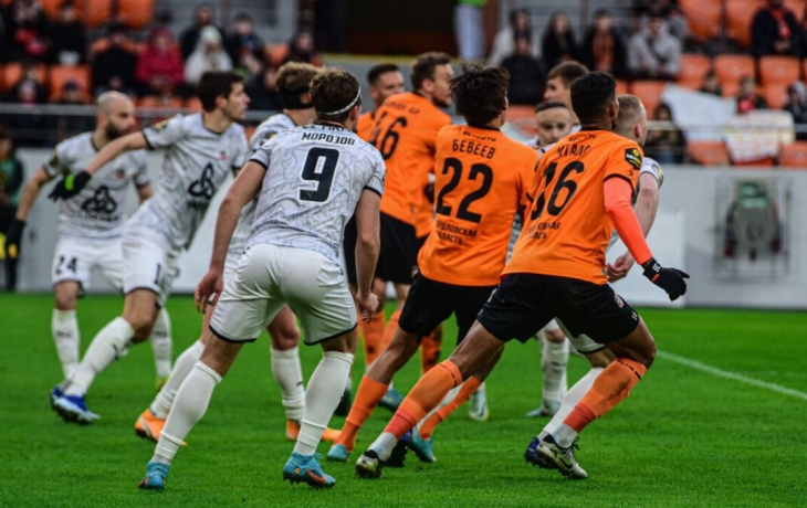 В «Урале» назвали вбросом сообщение о договорном характере матча с «Нефтехимиком» В «Урале» назвали вбросом сообщение о договорном характере матча с «Нефтехимиком»