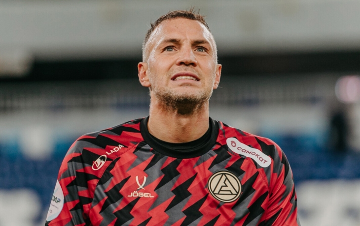 &laquo;Дзюба в 36 лет играет по 90+10 минут, что говорит о высоком уровне его профессионализма&raquo; &mdash; тренер &laquo;Акрона&raquo; Шергин