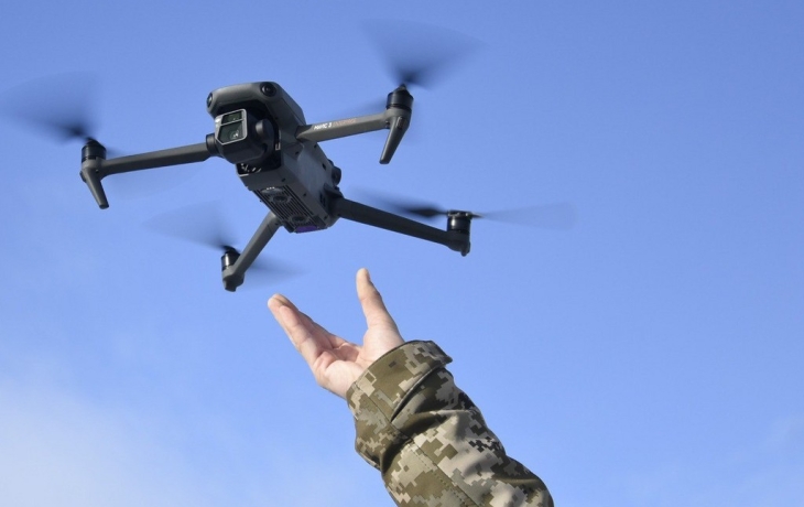 Гараж россиянина сгорел дотла после атаки украинского БПЛА Гараж россиянина сгорел дотла после атаки украинского БПЛА