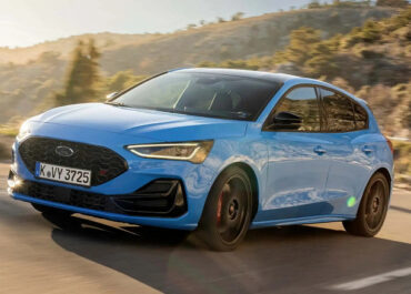 Ford отказалась от бестселлеров Mondeo, Fiesta и «скучного» Focus, а теперь компания увольняет тысячи сотрудников